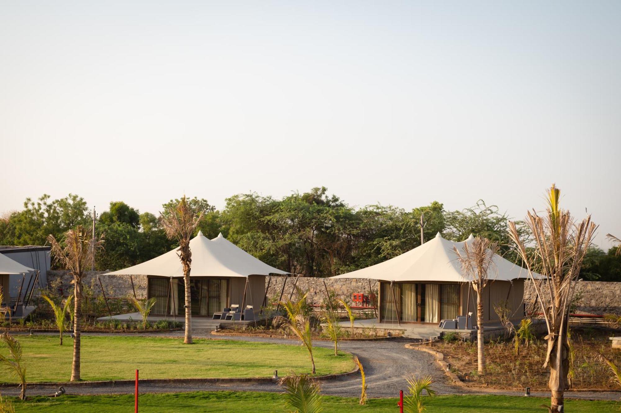 Sangam Farms Hotell Bhīlwāra Eksteriør bilde